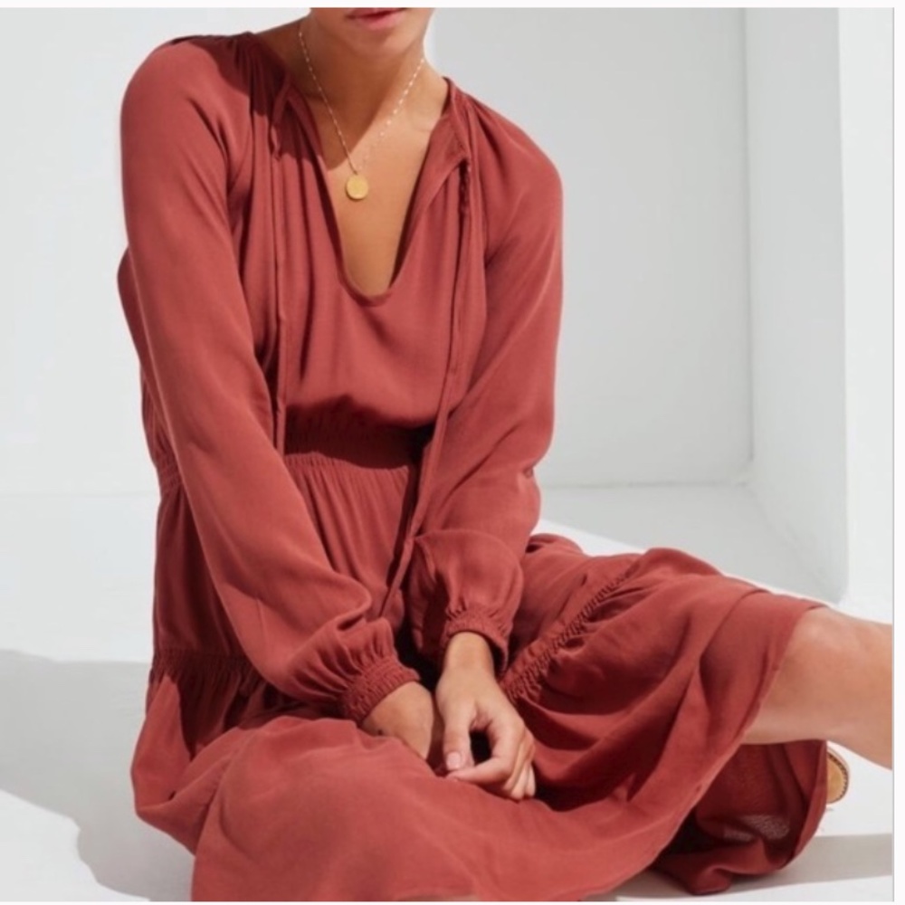 Urban Outfitters  Peasant Tiered Smocked Dress XS - Picture 3 of 7